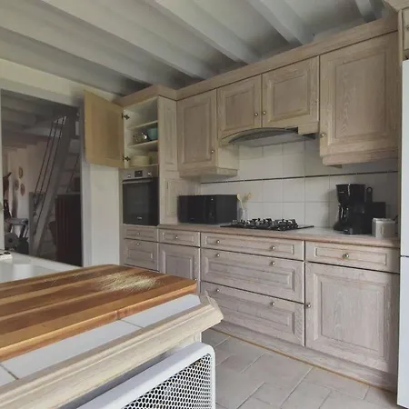 Maison A 300 M De La Et Centre Avec Piscine *